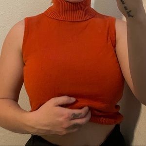 Thrifted cropped turtle neck tank top
